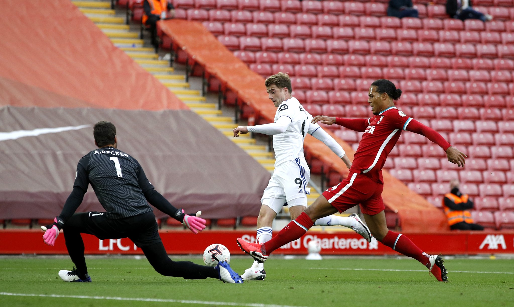 速的反击 速的反击